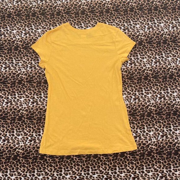 ☆ 2000s pirate skull baby tee ☆ - Picture 3 of 7